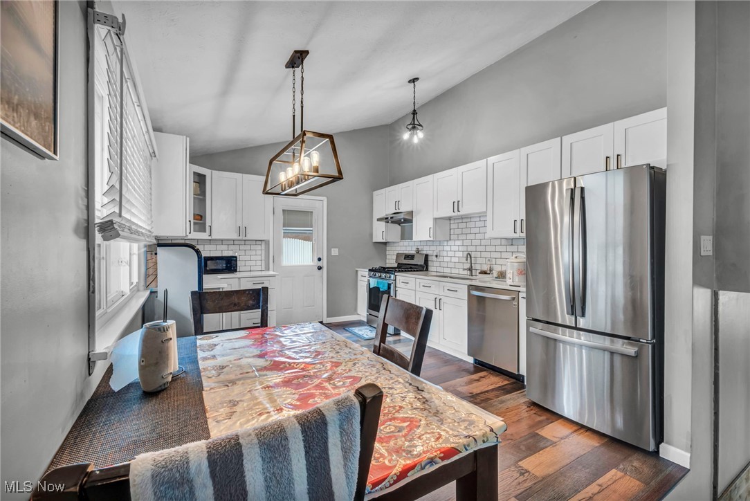 Charring Cross Meadows Ph 2 - Residential