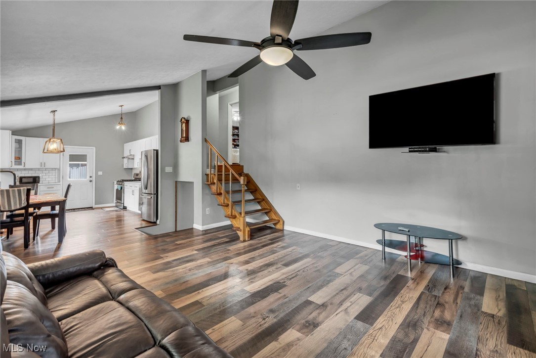 Charring Cross Meadows Ph 2 - Residential