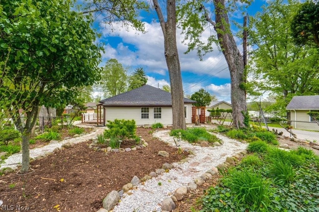 Photo of 4944 Coleman Drive, New Franklin, OH 44319 (MLS # 5207490)