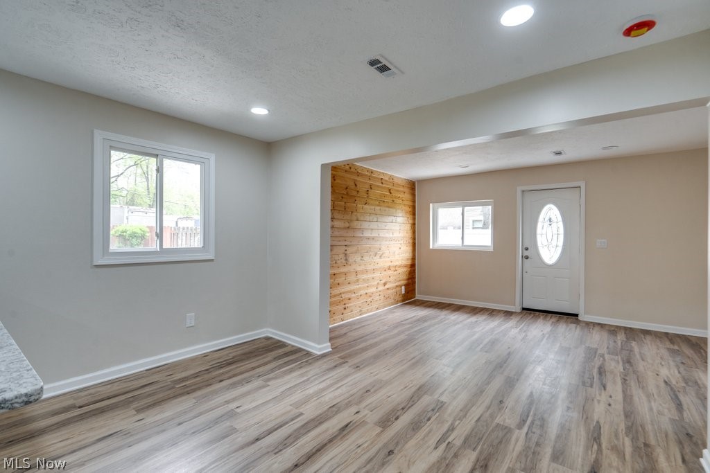 Caston - Residential
