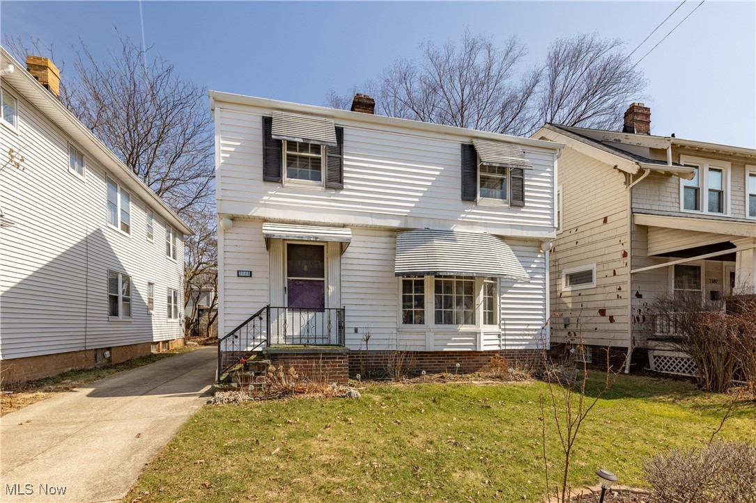 2181 Wyandotte Avenue, Lakewood, Ohio image 1