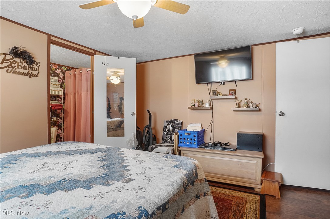 28 E Buddy Street, New Franklin, Ohio image 12
