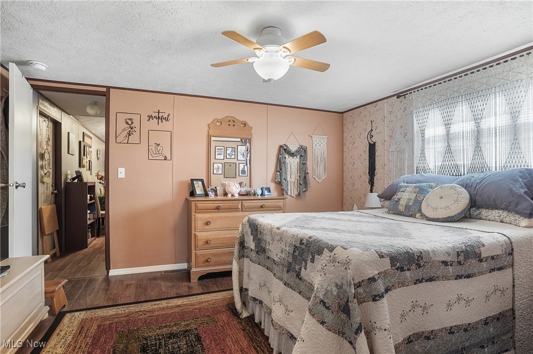 28 E Buddy Street, New Franklin, Ohio image 11