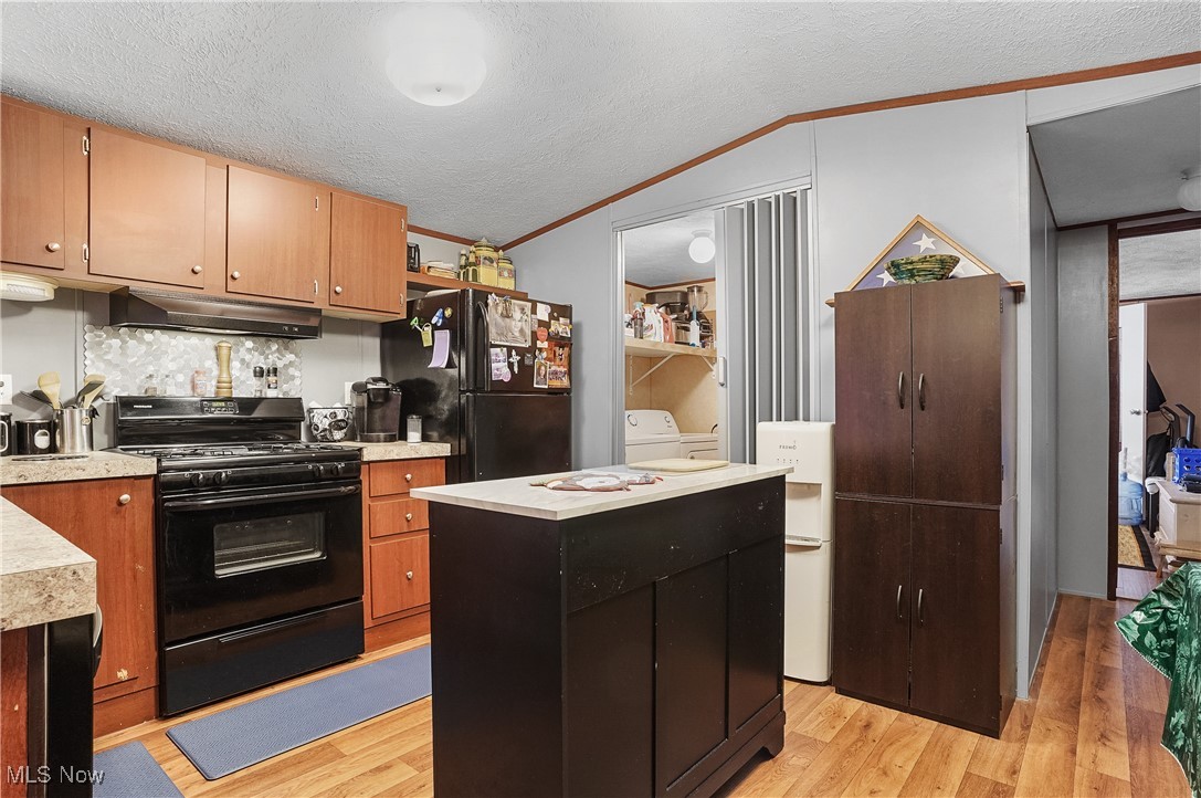 28 E Buddy Street, New Franklin, Ohio image 4