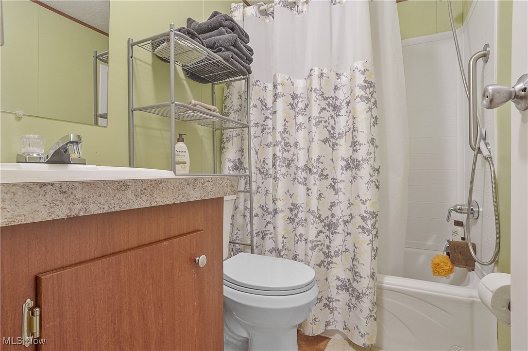 28 E Buddy Street, New Franklin, Ohio image 14