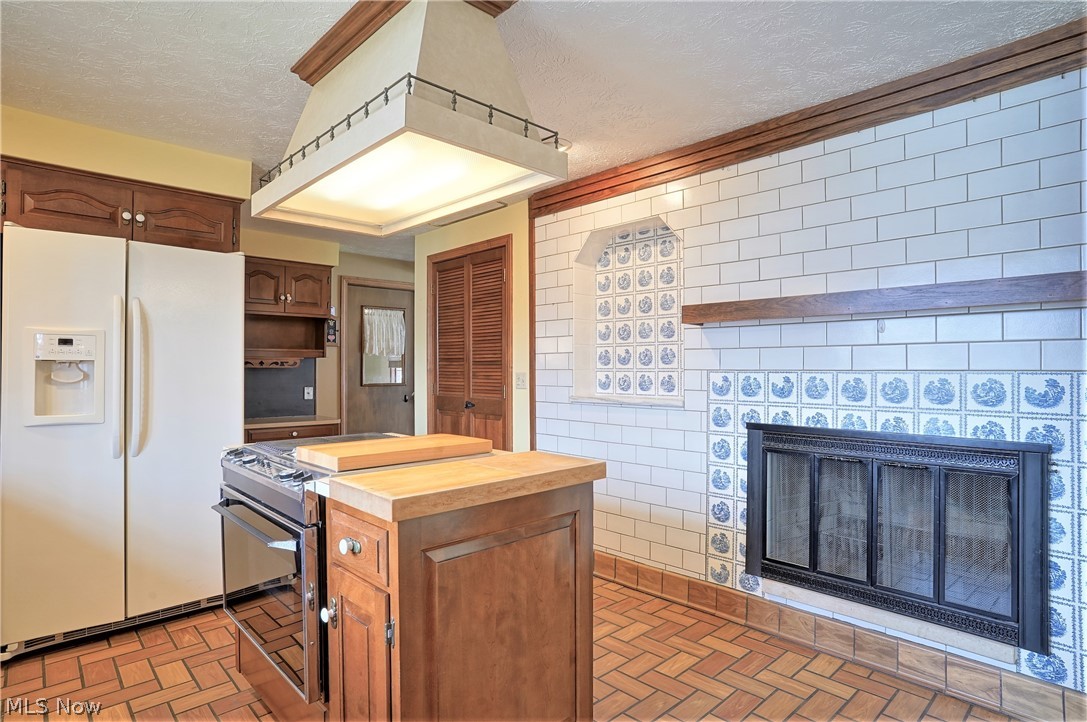 Leonard - Residential