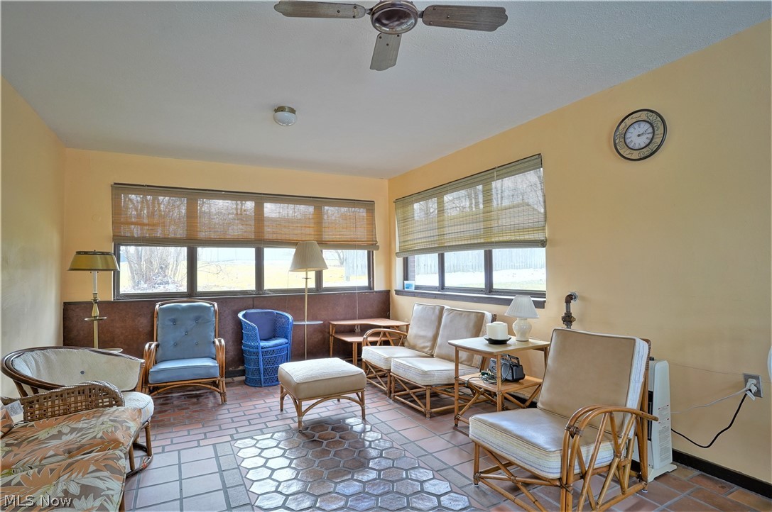 Leonard - Residential