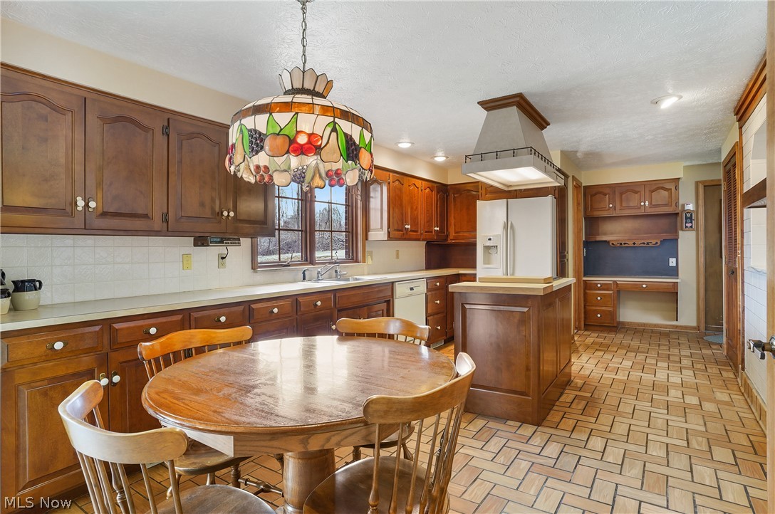 Leonard - Residential