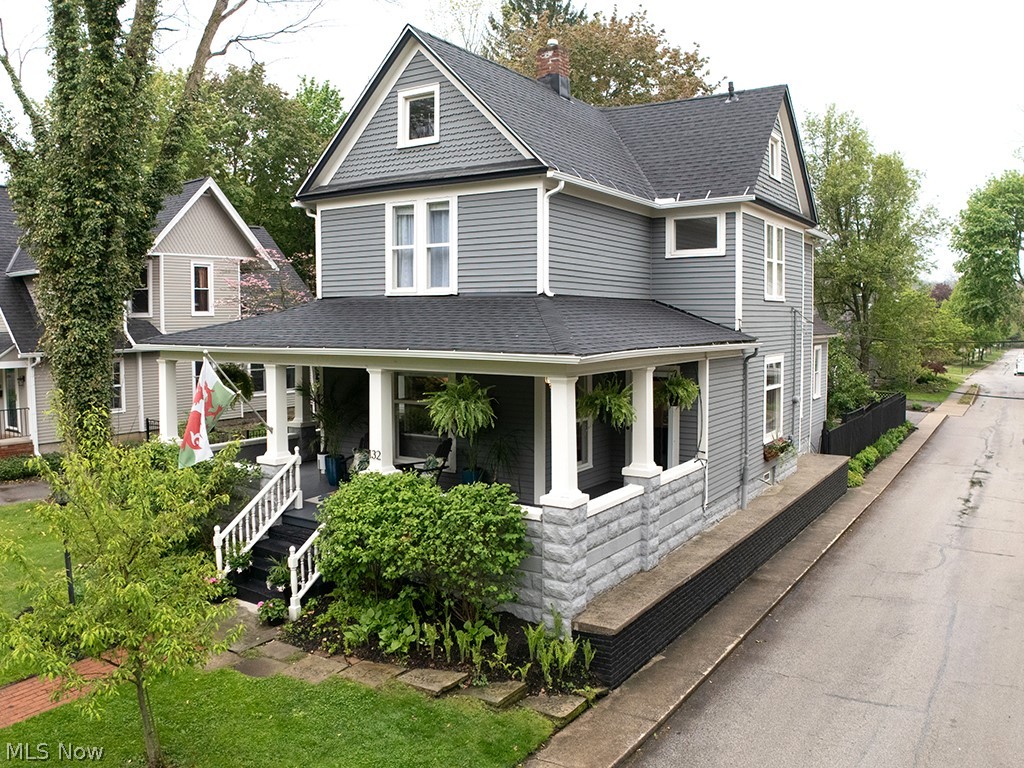 132 South Franklin Street