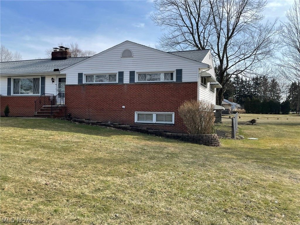 Photo of 17228 Egbert Road, Walton Hills, OH 44146 (MLS # 5191098)