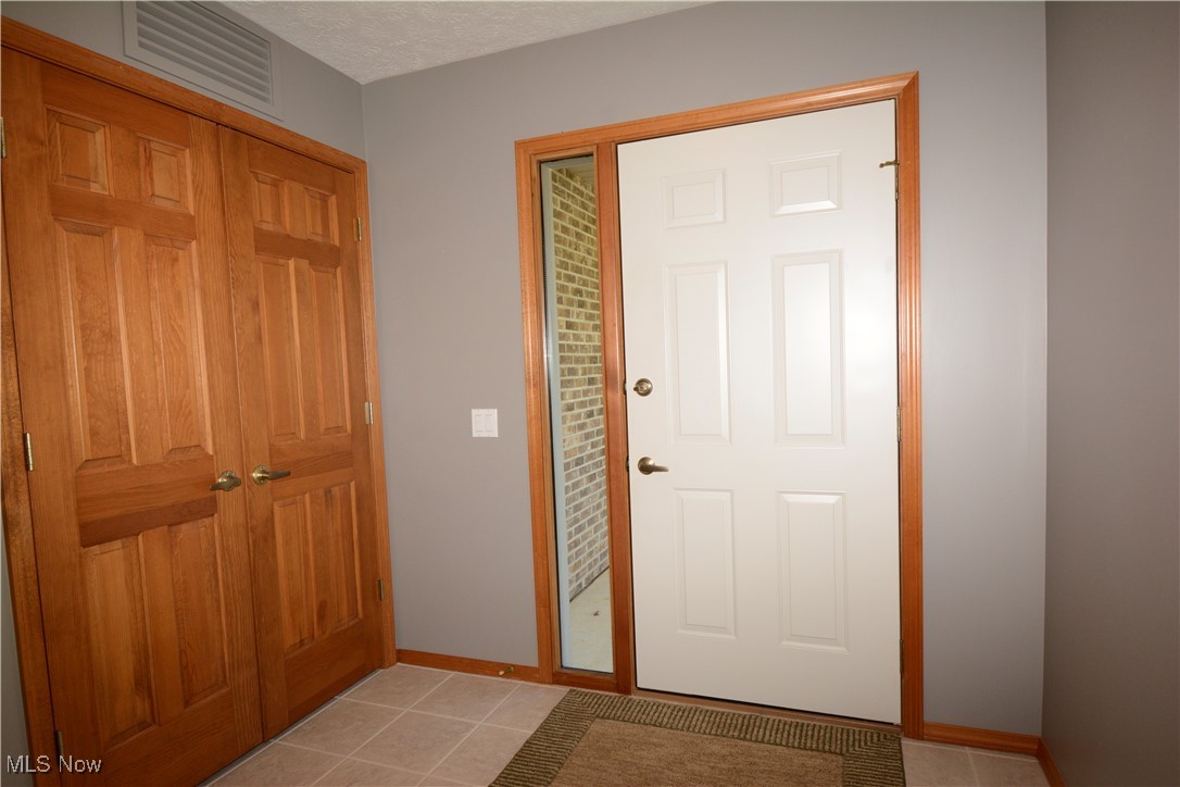 8824 Gatewood Drive, North Ridgeville, Ohio image 4
