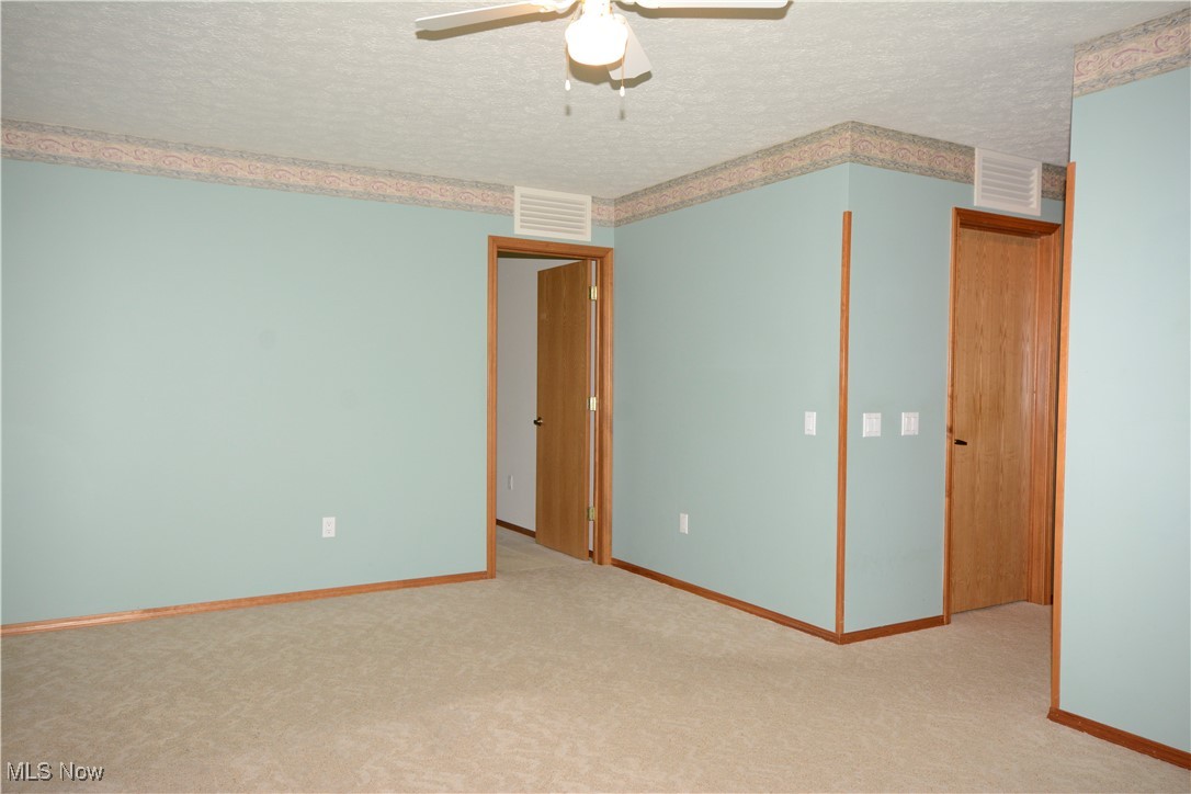 8824 Gatewood Drive, North Ridgeville, Ohio image 34