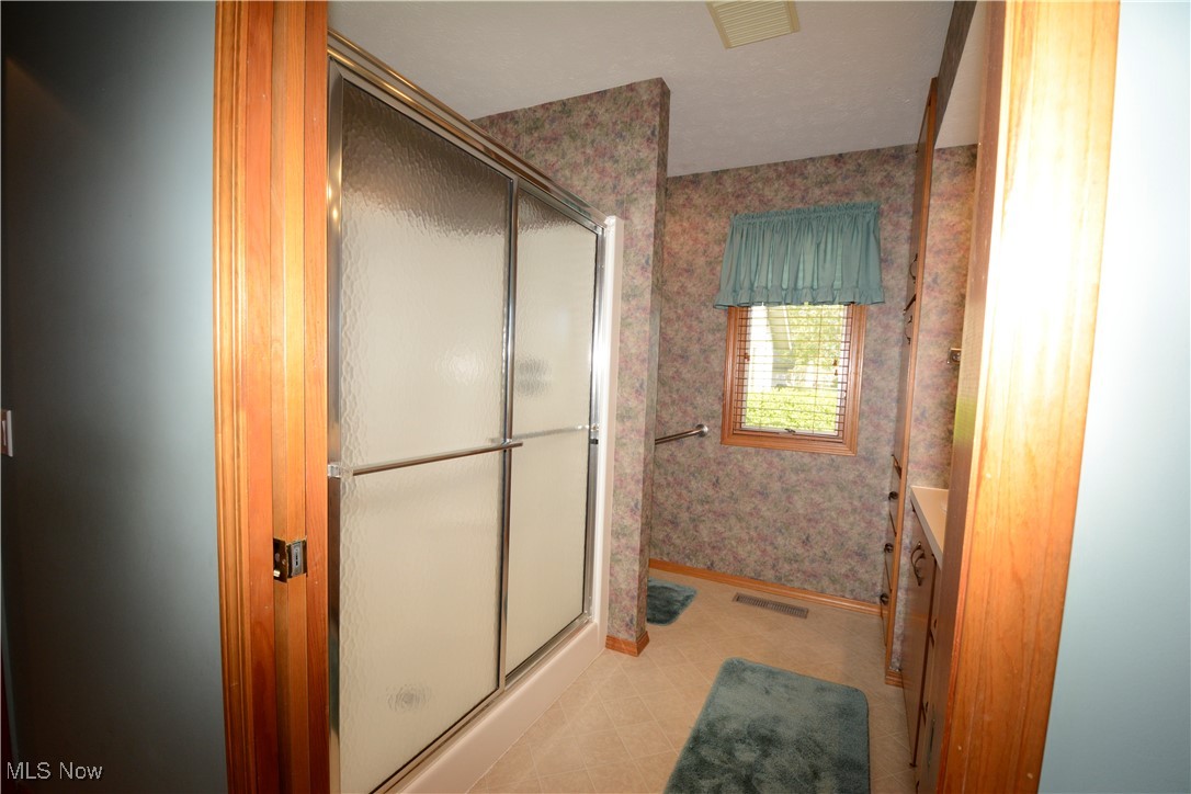 8824 Gatewood Drive, North Ridgeville, Ohio image 29