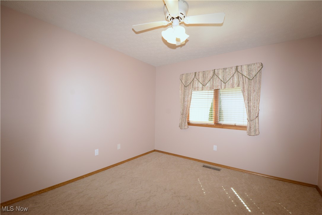 8824 Gatewood Drive, North Ridgeville, Ohio image 25