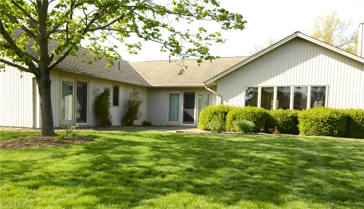 8824 Gatewood Drive, North Ridgeville, Ohio image 38