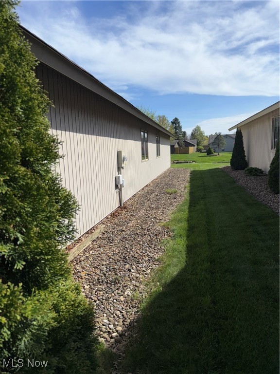 8824 Gatewood Drive, North Ridgeville, Ohio image 37