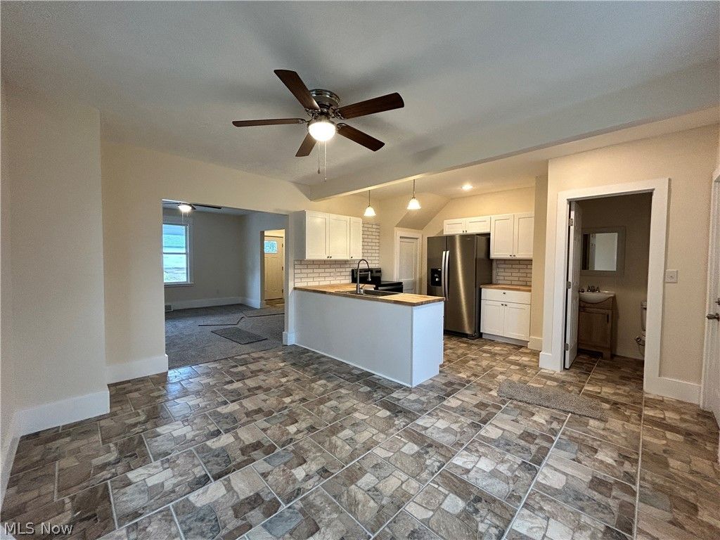 Photo of 316 Henry Avenue, Steubenville, OH 43952 (MLS # 5192977)