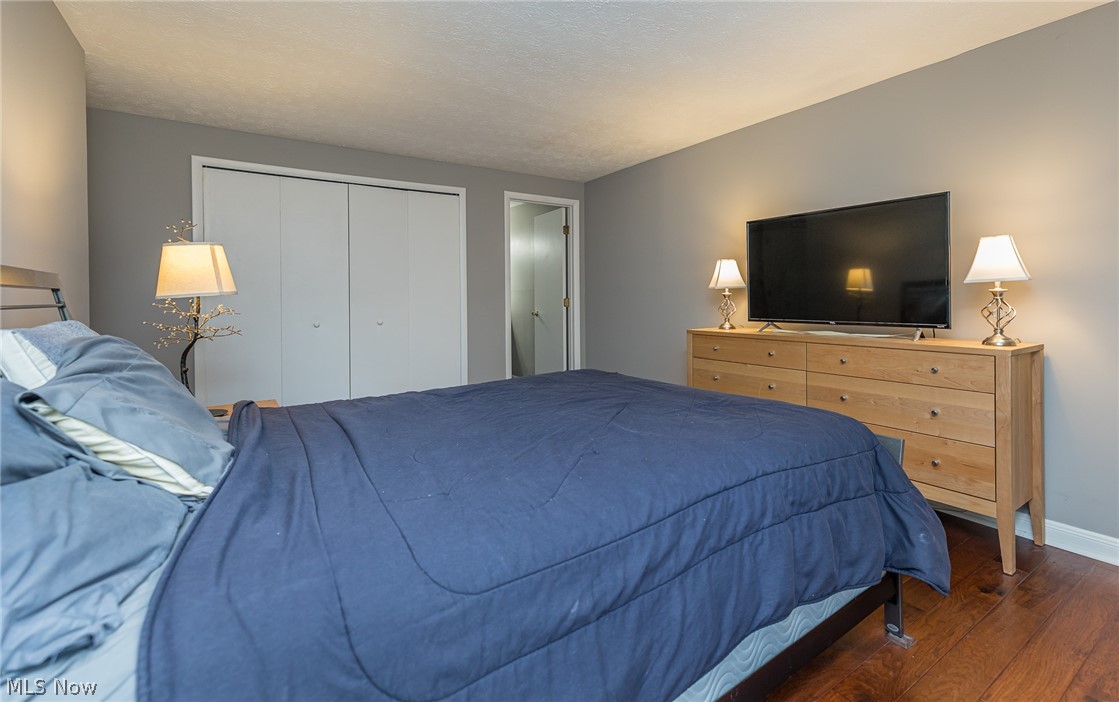 Sunrise Cove Condo 04 - Residential