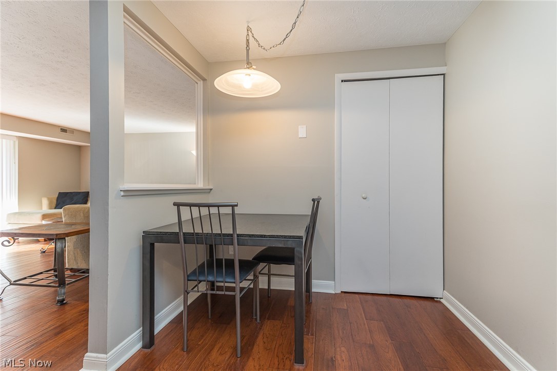 Sunrise Cove Condo 04 - Residential