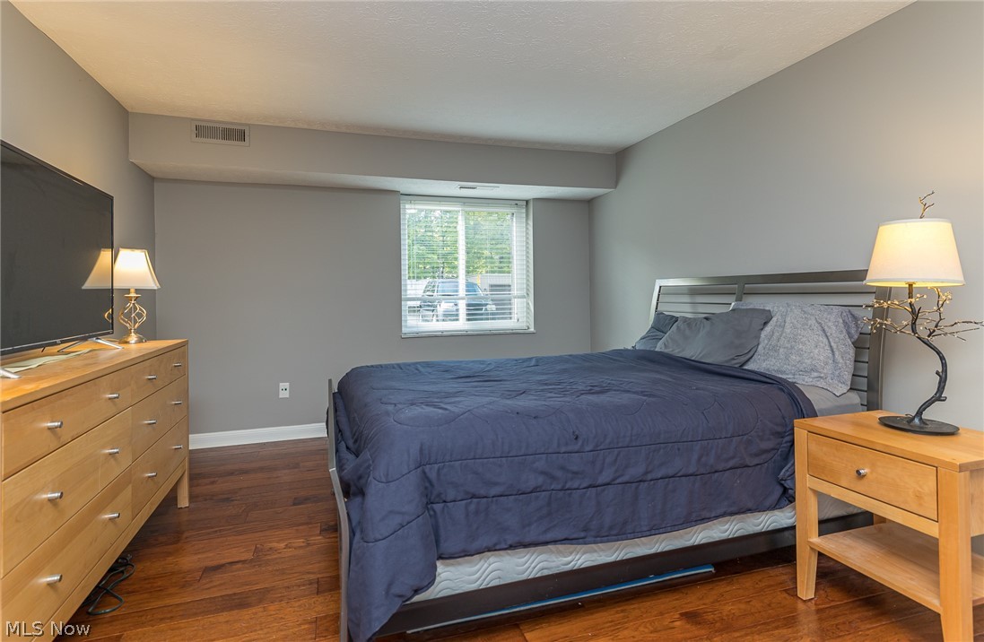 Sunrise Cove Condo 04 - Residential