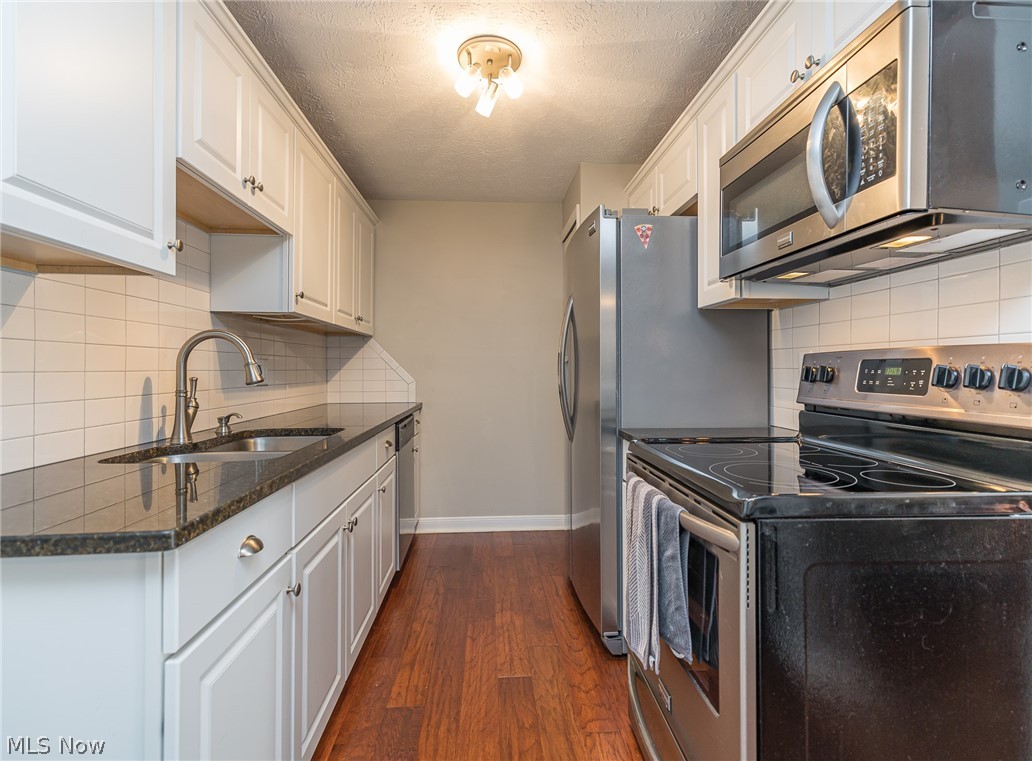 Sunrise Cove Condo 04 - Residential