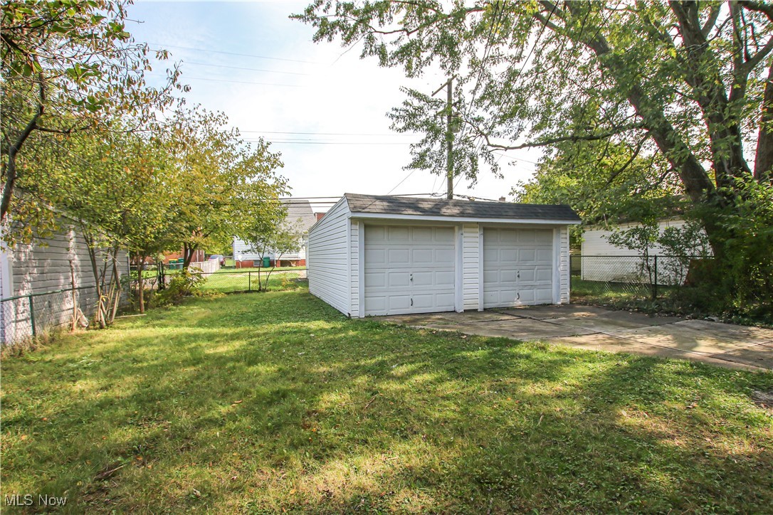 5235 Thomas Street, Maple Heights, Ohio image 32