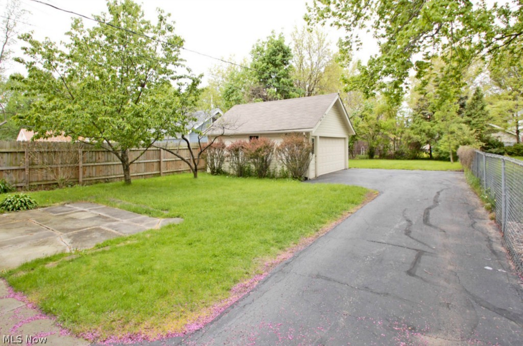 Hazel Ave - Residential