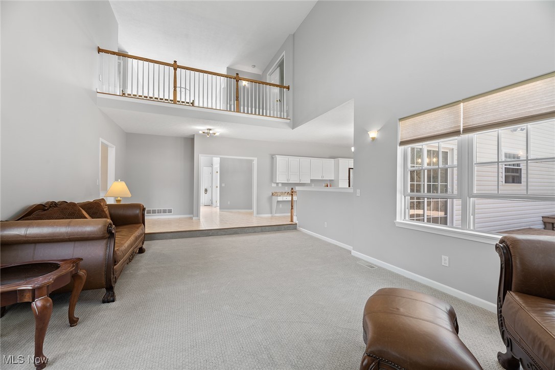 36300 Spicebush Lane, Solon, Ohio image 14