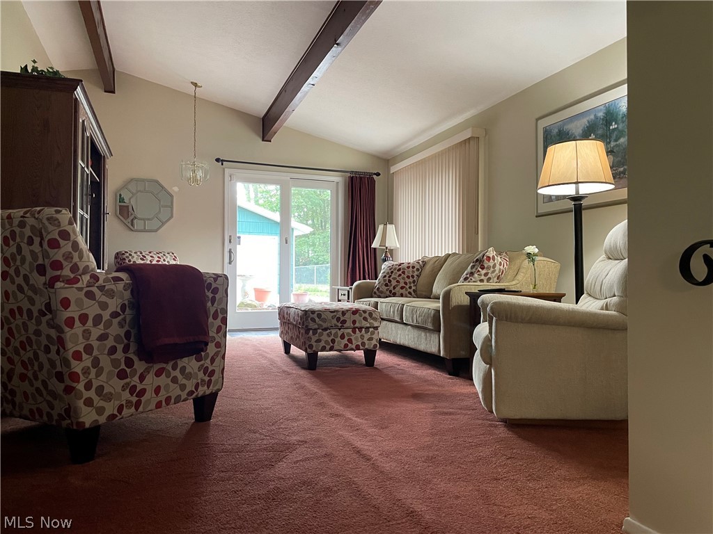 Wyles Bros Bldg Cos Kempton - Residential