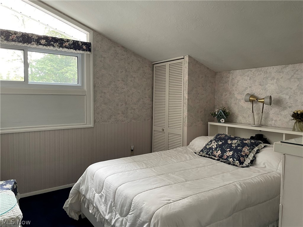 Wyles Bros Bldg Cos Kempton - Residential