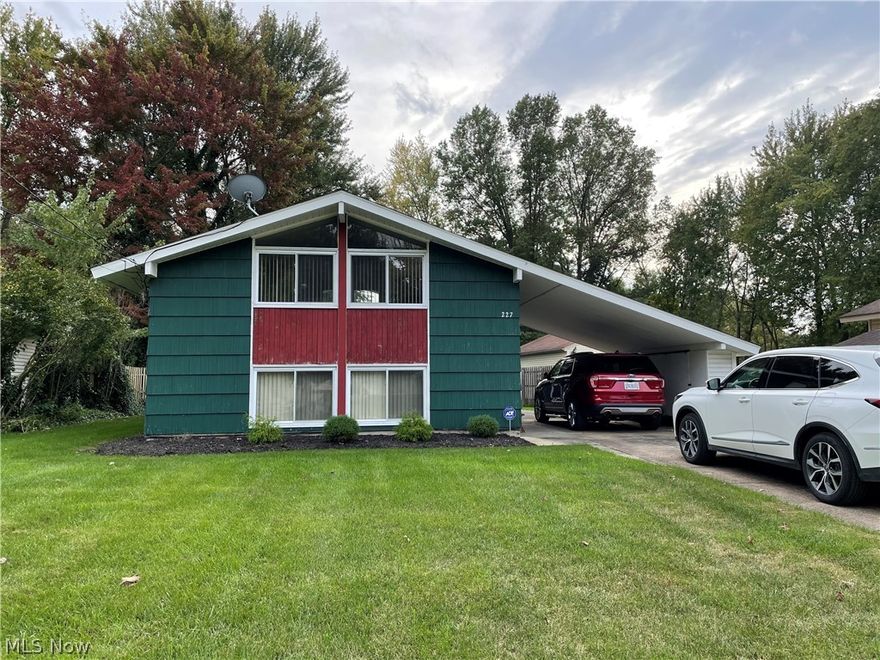 Talk about pride of ownership.  The moment you step inside you will appreciate all the love and care that has gone into this home.  This is not your typical split/bi-level.  There are a total of 5 bedrooms if needed, 3 bedrooms up and 2 down.  Kitchen has been totally redone and any cook would be proud to show it off.  There is a morning room with a decorative fireplace to relax and enjoy the morning cup of coffee.  There is plenty of room to have the family over and enjoy the open floor plan.  This home has more to offer than just the cover.  Roof, windows, doors are approx. 10 yrs. old.  Garage roof is only 2 yrs. old.  Add your personal taste and you have a wonderful home to enjoy for years to come.