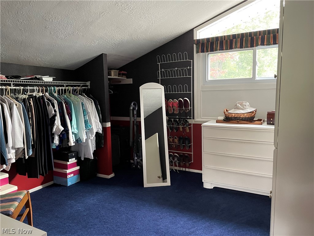 Wyles Bros Bldg Cos Kempton - Residential