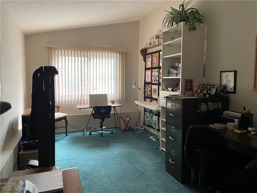 Wyles Bros Bldg Cos Kempton - Residential