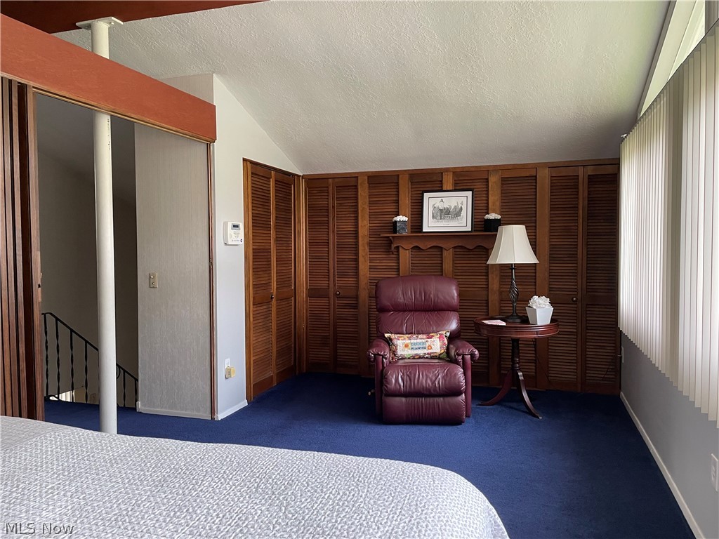 Wyles Bros Bldg Cos Kempton - Residential