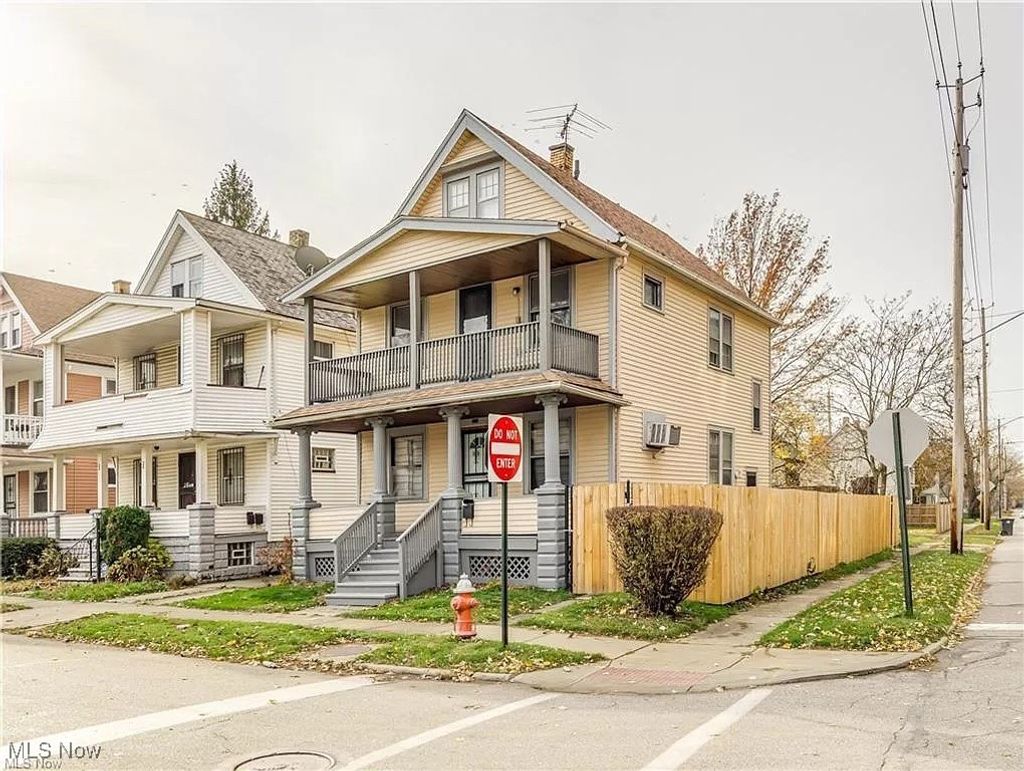 Photo of 2760 E 127th Street, Cleveland, OH 44120 (MLS # 5175696)