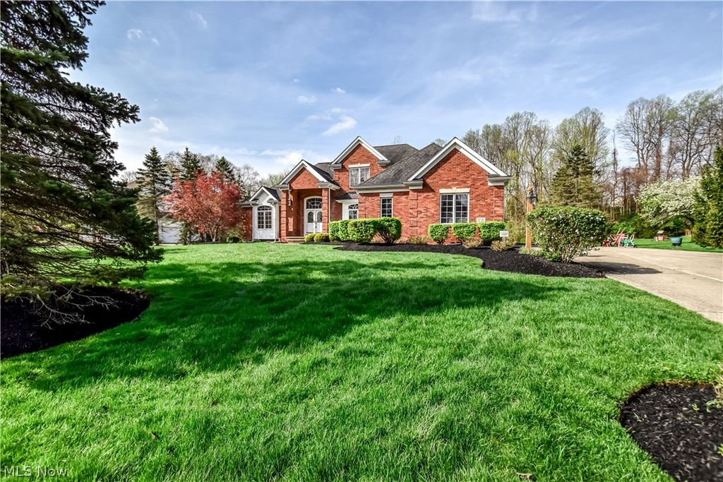 Photo of 5726 Canyon Ridge Drive, Perry, OH 44077 (MLS # 5202085)