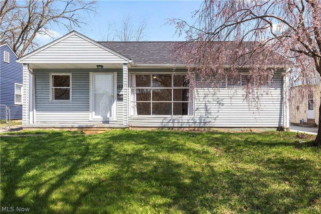 Photo of 13704 Elsetta Avenue, Cleveland, OH 44135 (MLS # 5200281)