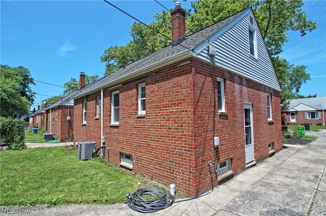 Vinewood Realty Companys Vinewood Beach - Residential