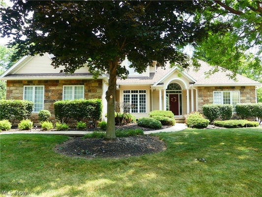 7395 HUNTING LAKE DR, CONCORD TOWNSHIP, OH 44077 - Image b3a0097a4db7917536c2552321b932ec/4276580141