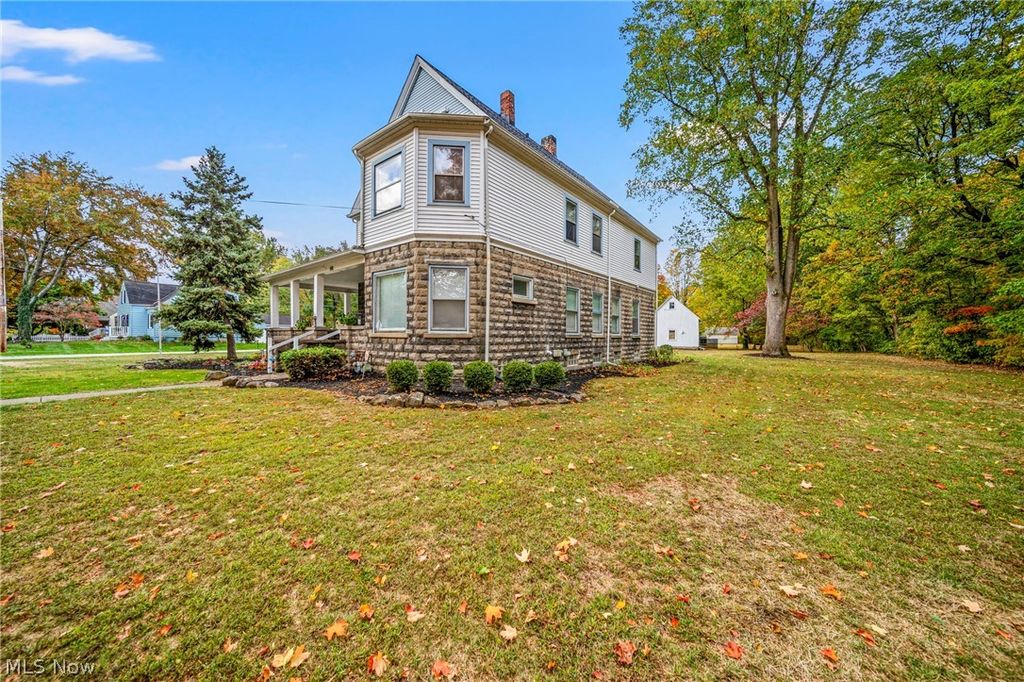Photo of 7224 Burridge Avenue, Mentor, OH 44060 (MLS # 5189577)