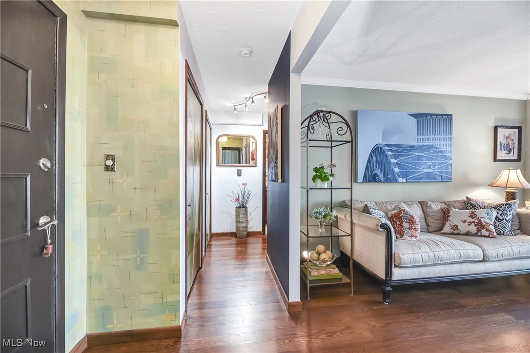 12900 Lake Avenue #127, Lakewood, Ohio image 21