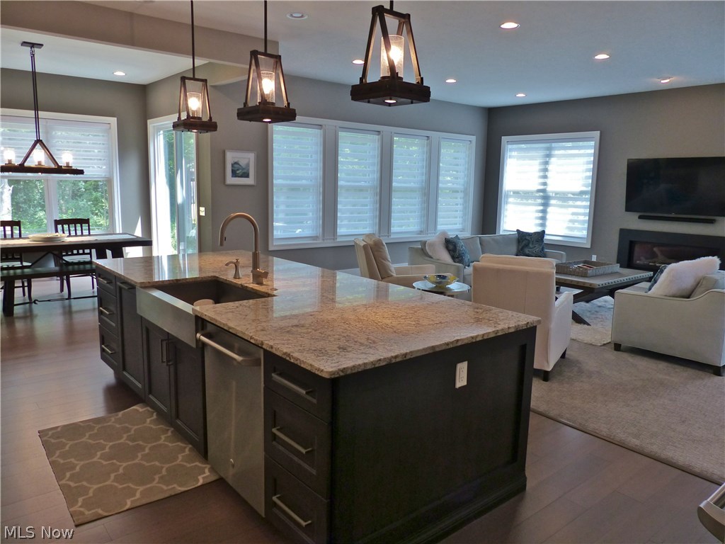 Ridgewood 04 - Residential