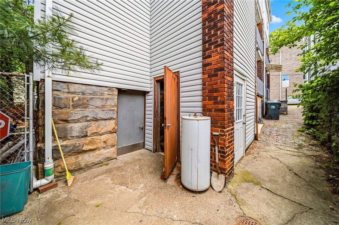 Cleminshaw - Commercial Sale