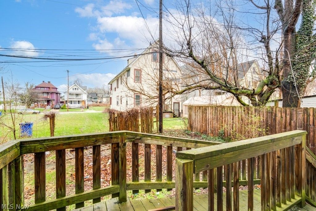 Photo of 9609 Pierpont Avenue, Cleveland, OH 44108 (MLS # 5202545)