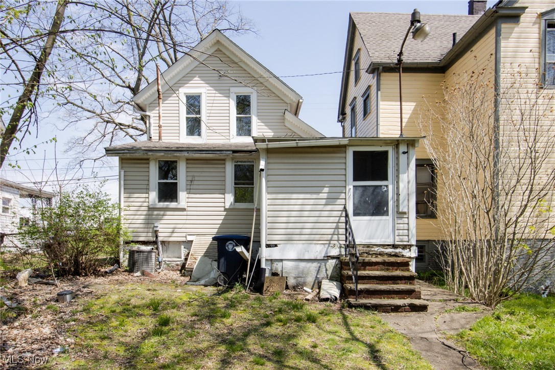 320 Crosby Street, Akron, Ohio image 24