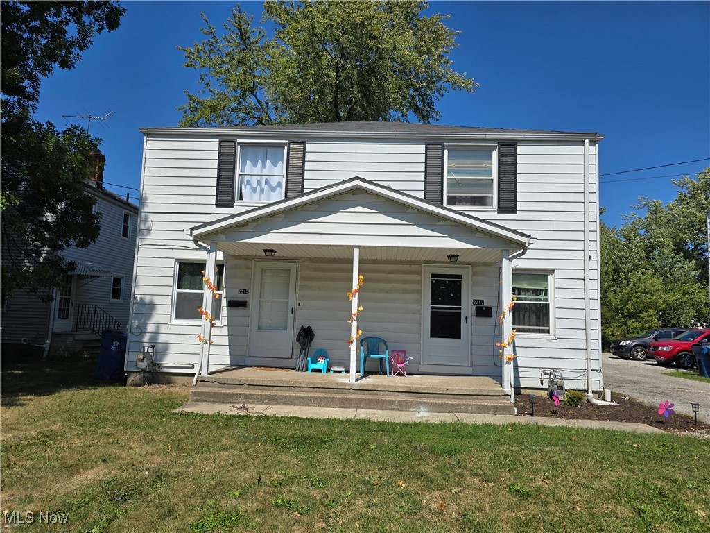 Discover a fantastic turnkey investment opportunity in the desirable Homewood subdivision of Lorain. This well-maintained side-by-side duplex offers two spacious, fully leased units—each featuring 2 bedrooms, 1 full bathroom, a generous living area, and an eat-in kitchen. Both units have access to private basements with laundry hookups and abundant storage space.
Currently generating a combined monthly rental income of $1,700, this property provides immediate cash flow with tenants in place under lease agreements. One side has recently undergone renovations, enhancing appeal and tenant satisfaction. Tenants pay all utilities except water, sewer, and trash, maximizing profitability.
This property is part of a four-unit package—sold together with adjacent duplexes at 2323 and 2325 Homewood—sharing a convenient driveway with plenty of parking, offering a unique opportunity to expand your rental portfolio.
With its strong rental income, recent upgrades, and prime location, this investment promises long-term growth, stability, and excellent returns for savvy investors looking to capitalize on Lorain's rental market.