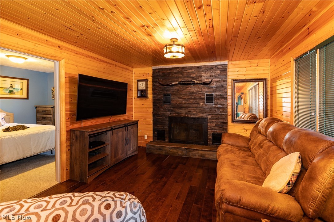 Edgewater Park - Residential