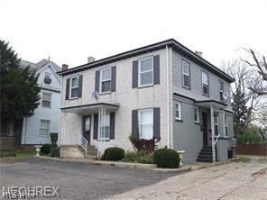 MOVE IN SPECIAL! SIGN LEASE BEFORE JAN 1ST 2018 AND ONLY PAY $400 RENT AND HALF SECURITY DEPOSIT! ONLY NEED $600 TO MOVE IN. APPLICANTS MUST PASS APPLICATION PROCESS TO QUALIFY. Cozy one bedroom apartment unit in canton city area. Owner pays water, sewer and trash, tenant pays gas and electric. Frig and stove in unit. Apartment located on 2nd floor. Security deposit required. No section 8. No pets allowed.