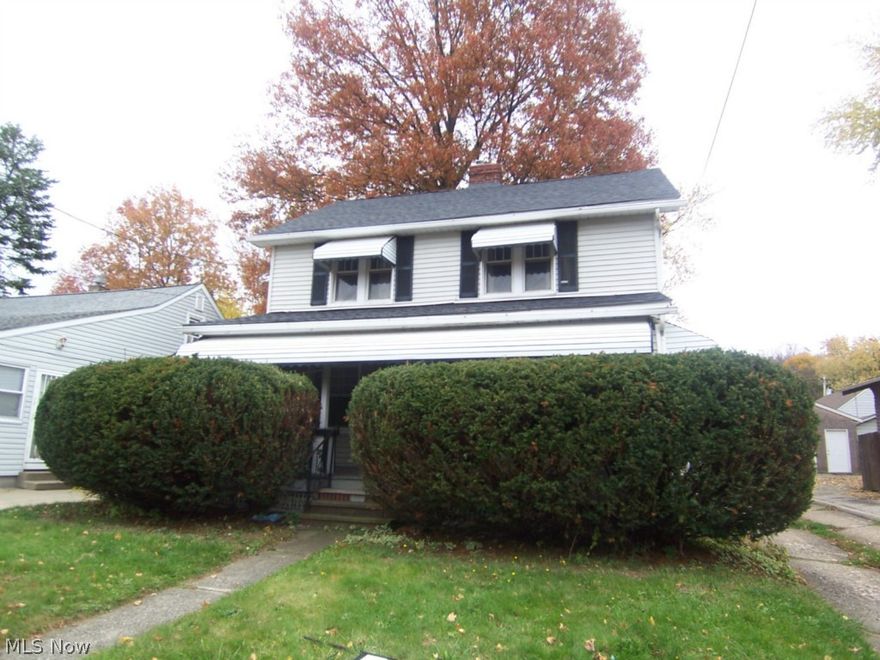 Excellent starter or Investment property.  3 bed 1 bath with a 2 car garage and full basement.  Needs TLC.