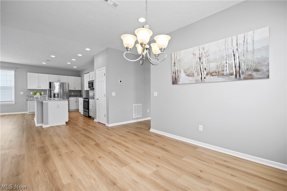 Four Seasons/Chestnut Rdg Sub - Residential